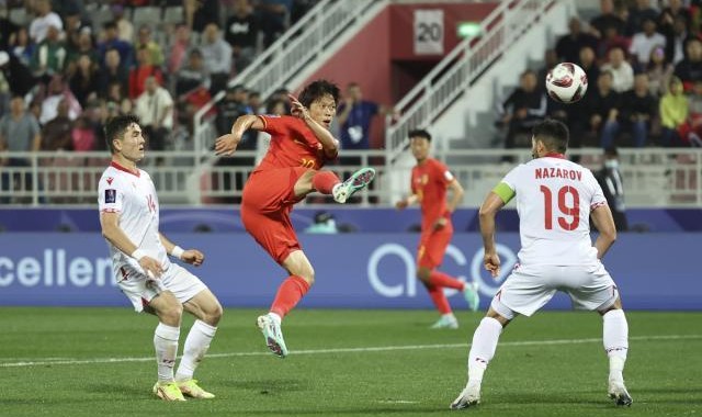 官方网站-如何抉择后发or先发制人 国足奇兵团：必须有活力！