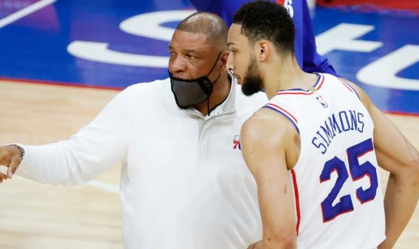 Baccarat Gaming-对西蒙斯投篮提升充满信心 里弗斯：他有能力做到