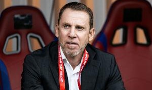 马德兴：足协倾向让久尔杰维奇留任，但执教哪支队伍还没有说法