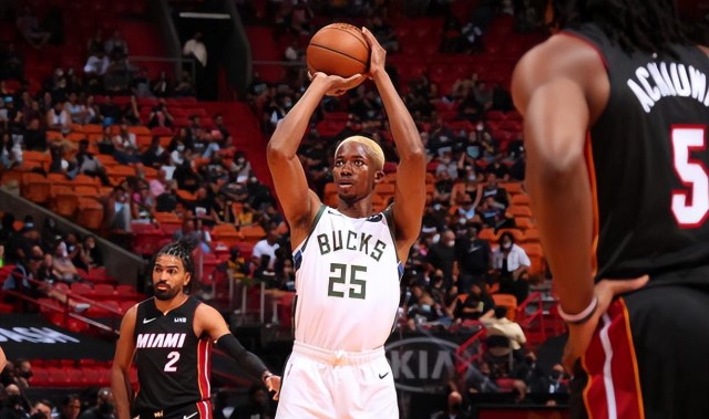 在NBA无法得到合同了！昔日雄鹿总冠军成员将会转战西甲联赛？